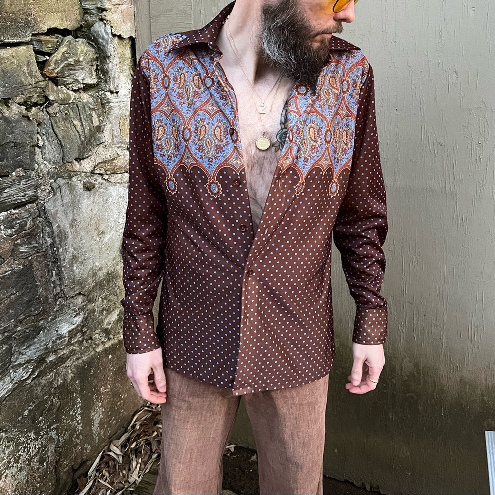 Vintage 1970s Disco Brown Paisley Long Sleeve Dagger Collar by Career Club “M”